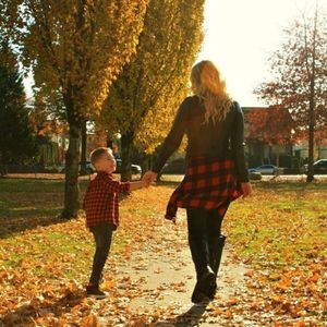 Meet your Posher, Bee